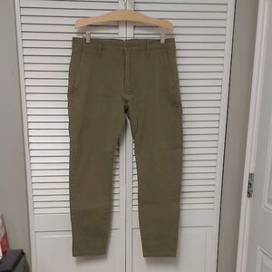 Levi's Olive XX Tapered Chinos